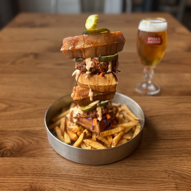 CHICKEN N WAFFLE SLIDER STACK.